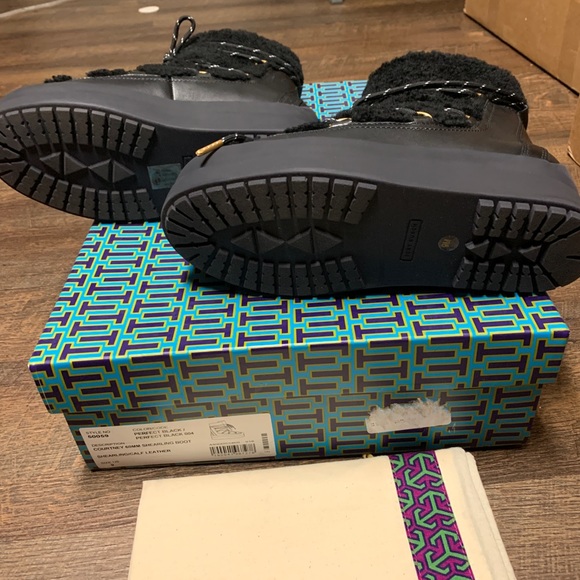 Very Rare Tory Burch Courtney Shearling Leather - Picture 8 of 11